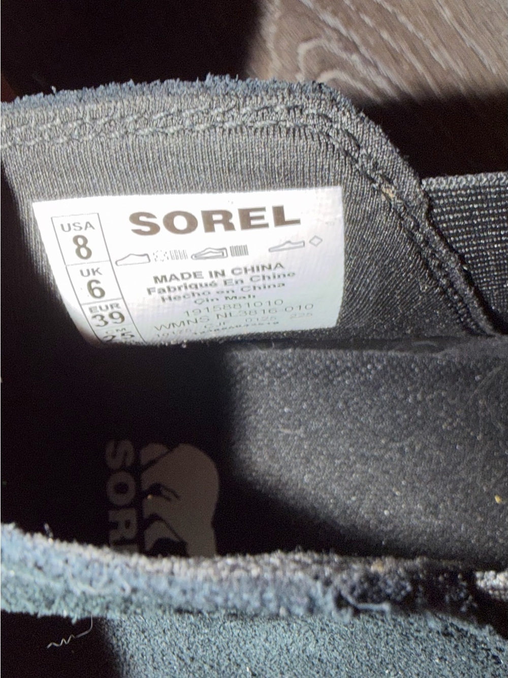 SOREL women’s black waterproof Chelsea ankle boots in size 8. - Picture 5 of 6